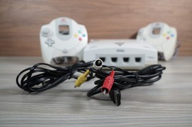 Japanese Dreamcast HKT-3000 Console w/ 2 controllers VMU sonic adventure TESTED