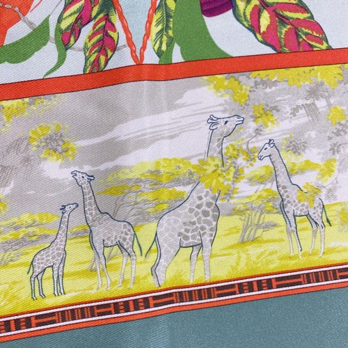 Sciarpa HERMES Carre 70 TROPIQUES verde rosso multicolore etichette seta senza scatola usata rara - Foto 5 di 8