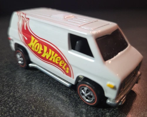 Hot Wheels Redline 1974 Van WHITE RESTORED CUSTOMIZED