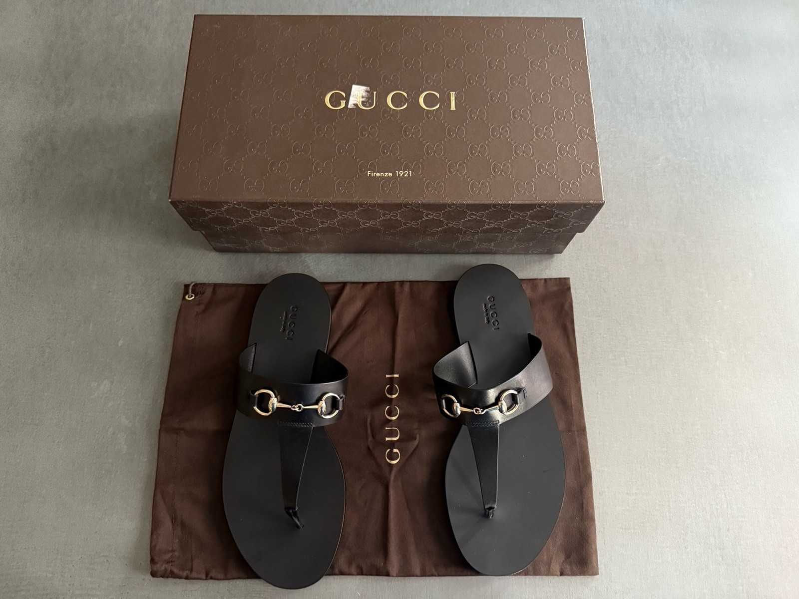 Gucci Women’s Thong Sandal Nero Black Leather Flats Size 37 NEW IN BOX