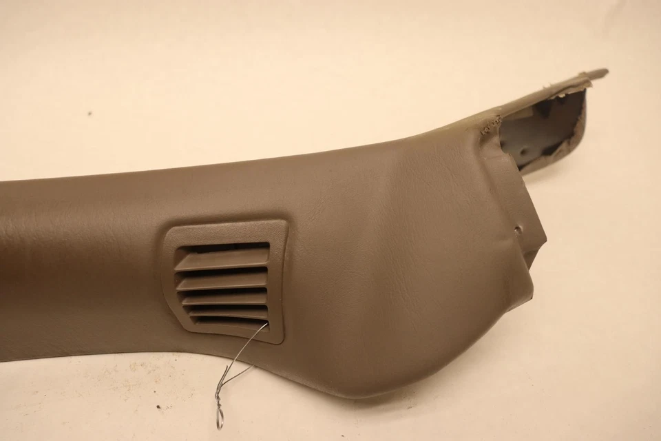 Cadillac XLR 2004-2005 parabrisas delantero izquierdo lado del conductor cubierta de moldura de pilar OEM Foto 4 de 4