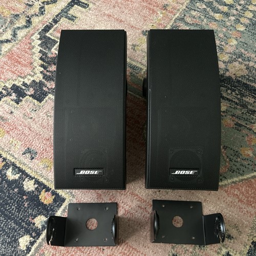 2 BOSE 251 Environmental Outdoor Speakers Black Tested With 2 Wall Brackets