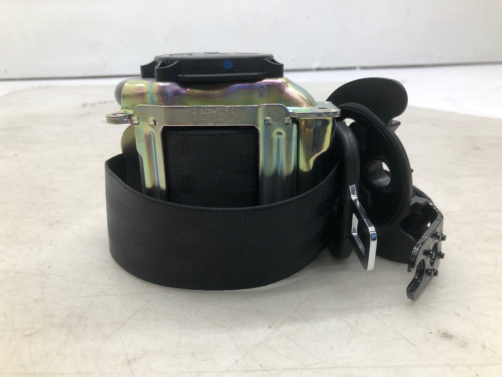 2016-2020 BENTLEY BENTAYGA REAR RIGHT PASSENGER SIDE SEAT BELT RETRACTOR BLACK