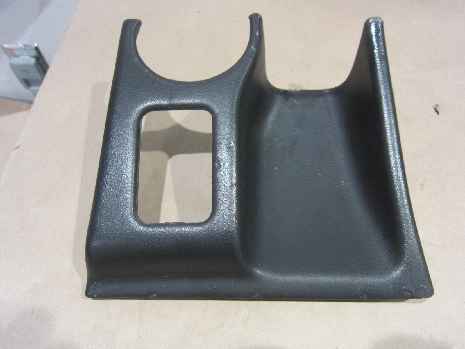 Maserati Quattroporte Front Trim Plate For Console - P/N 981307500