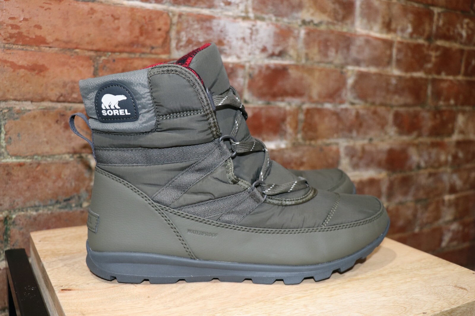 's Size 6.5, Snow Boot