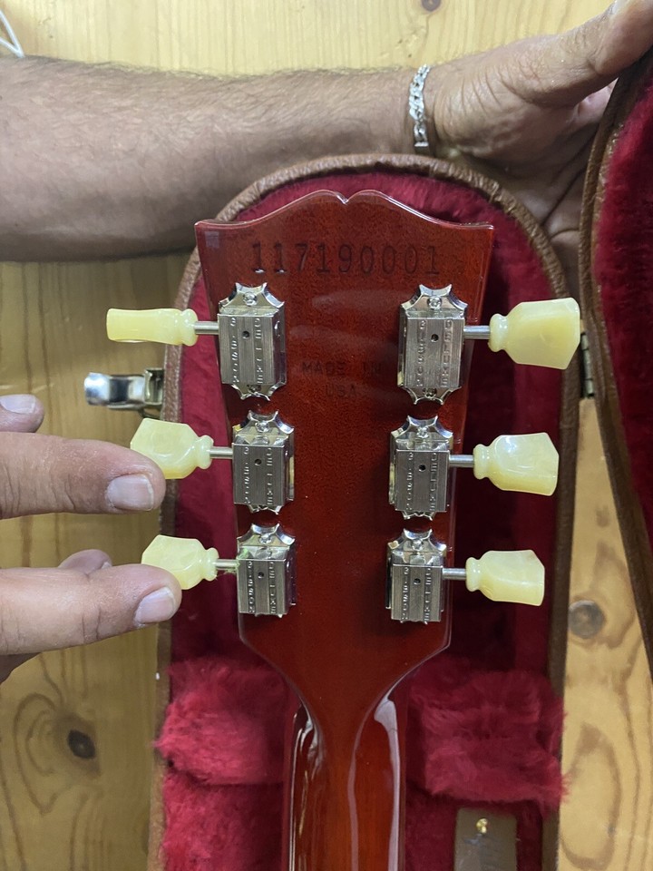 Gibson Les Paul Standard Six String Electric Guitar eBay