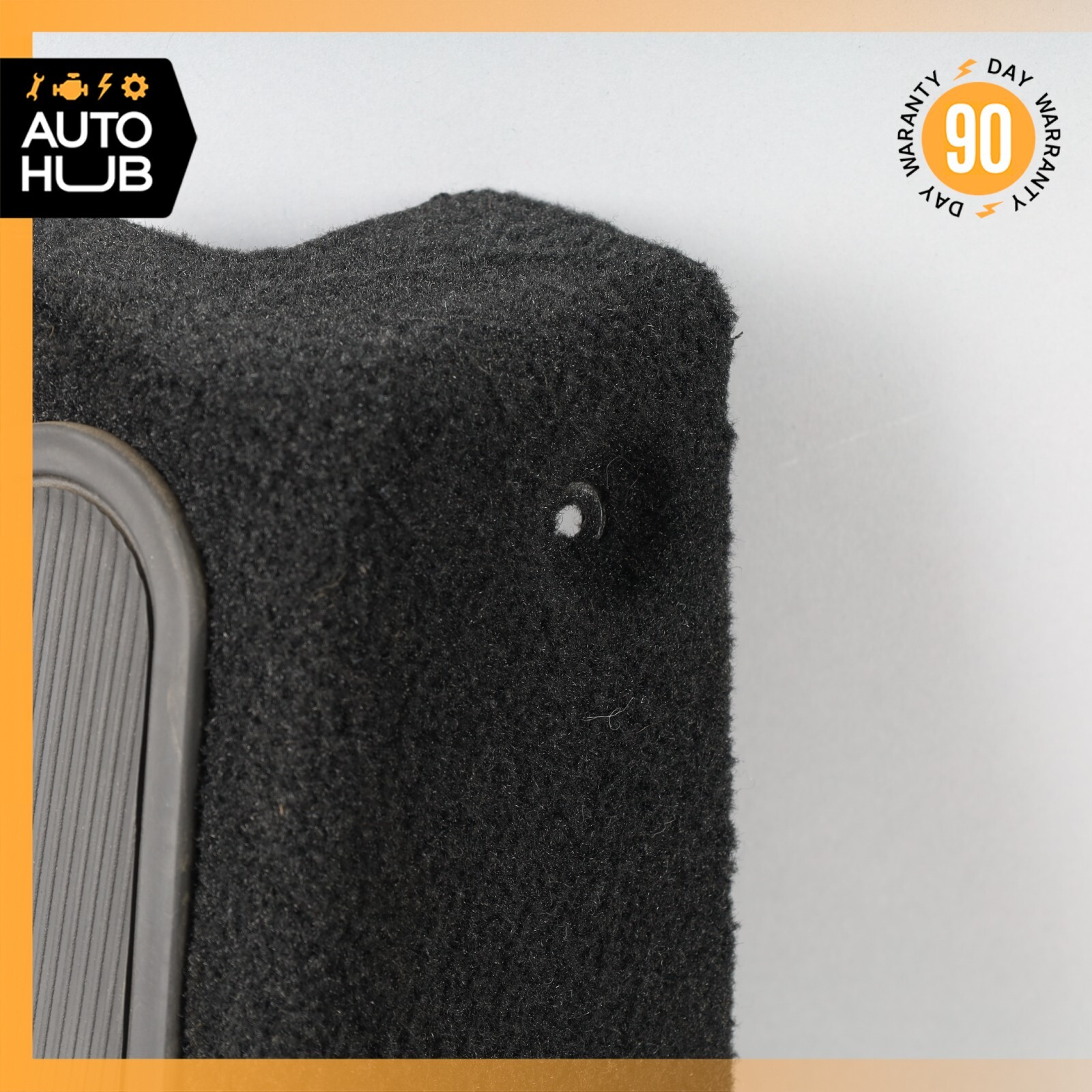 03-19 Maserati GranTurismo M145 Front Left Foot Rest Cover 67571800 OEM 76k