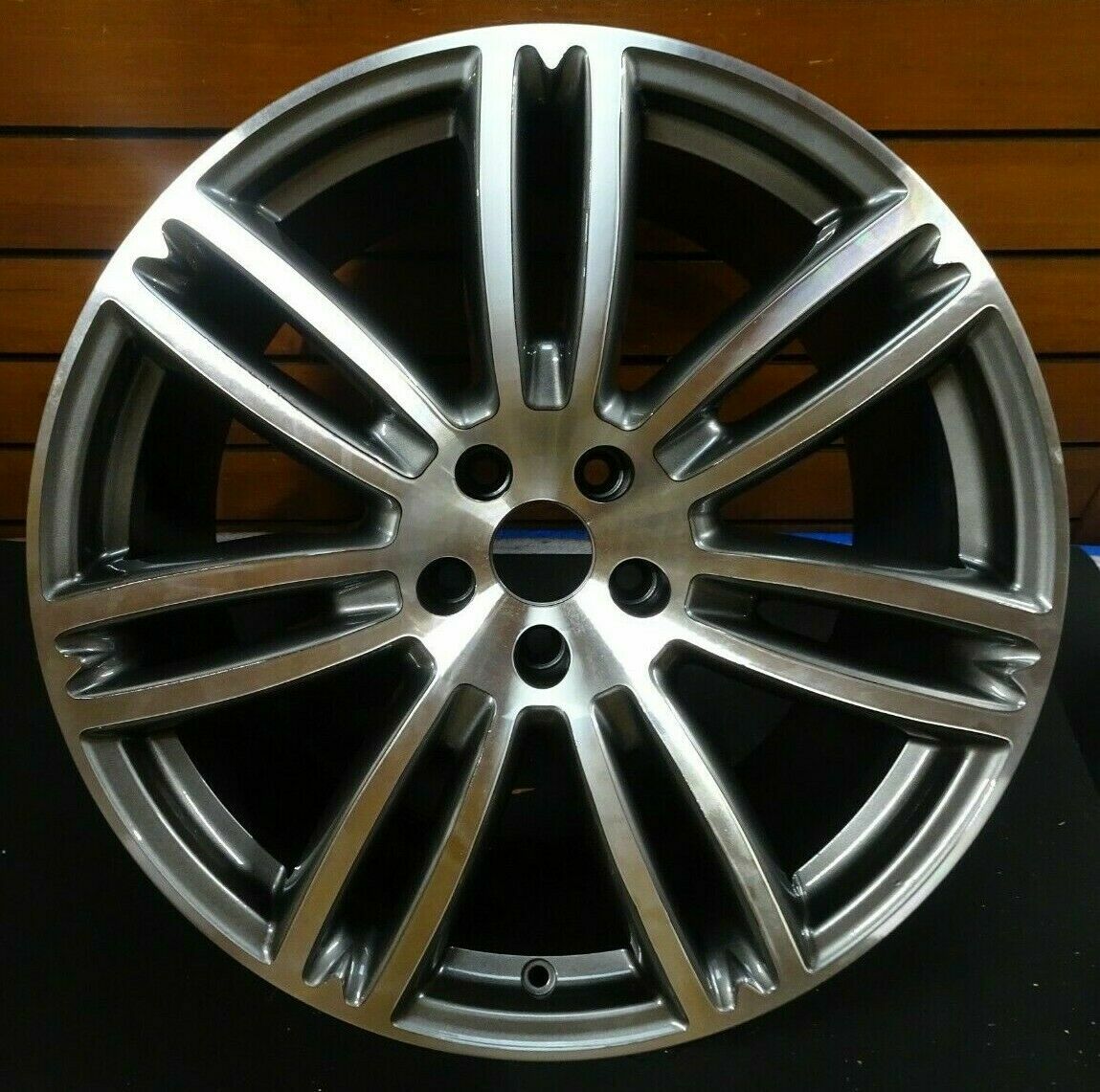 Maserati Ghibli GranSport 2015 - 2018 20" Factory Rear Wheel Rim 97410 670016860