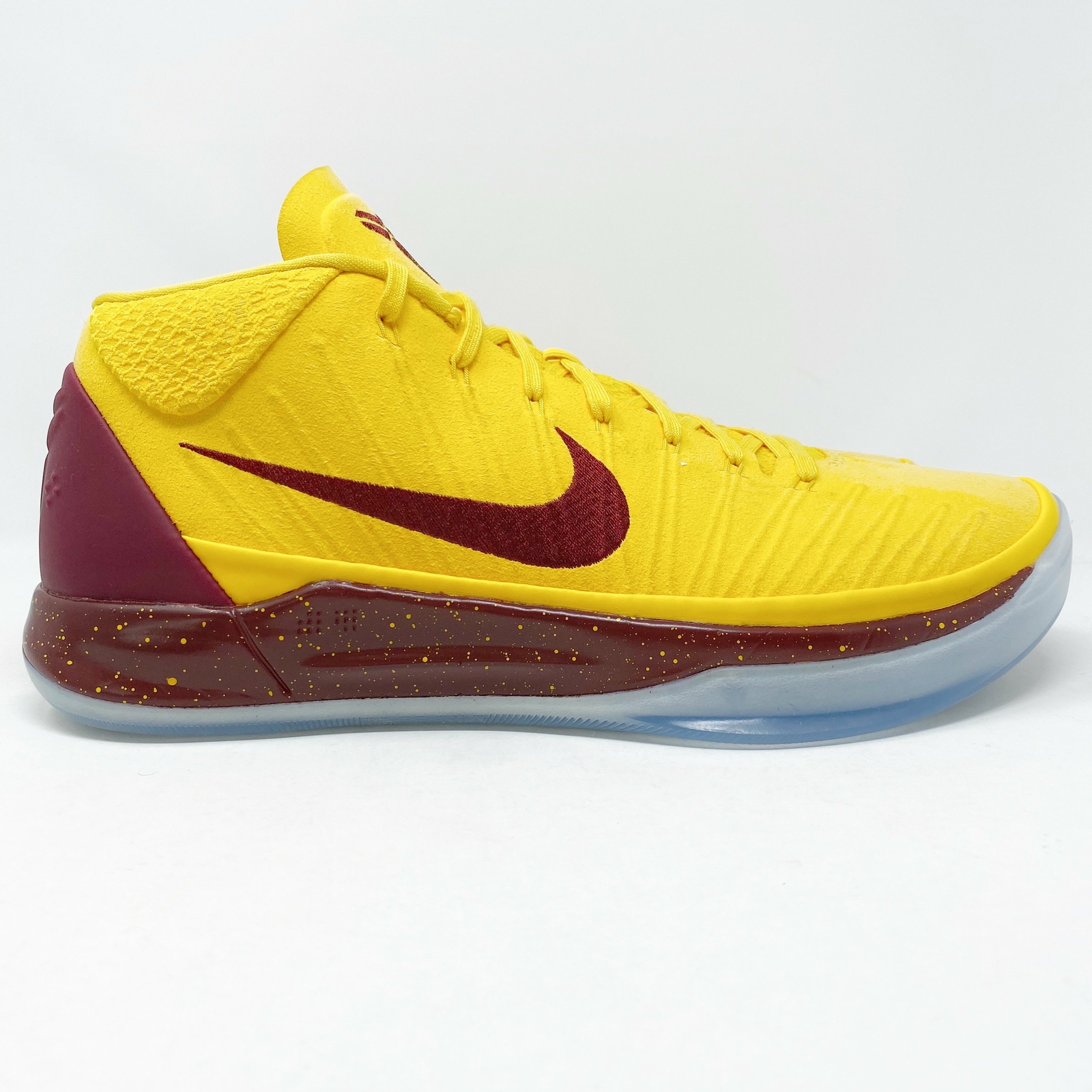 kobe ad isaiah thomas