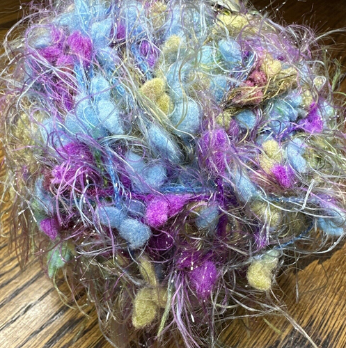 1x Yarn Bernat Bling Bling Sassy Sparkle 1 Skein 90Yds 1.75oz 100% Nylon bulky 5 - Picture 8 of 8