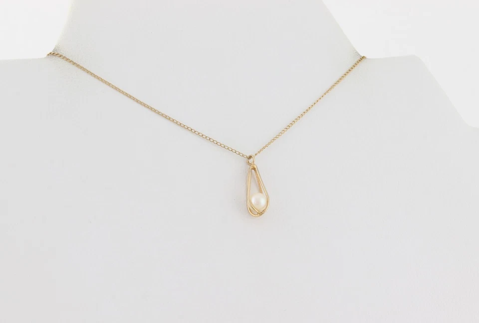 14k Yellow Gold Freshwater Pearl  Necklace 15" Chain Petite Woman Teen Child - Image 3 of 4