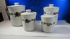 Cades Cove Collection Set of 4 Piece Canister Set Apple Themed NO DAMAGE