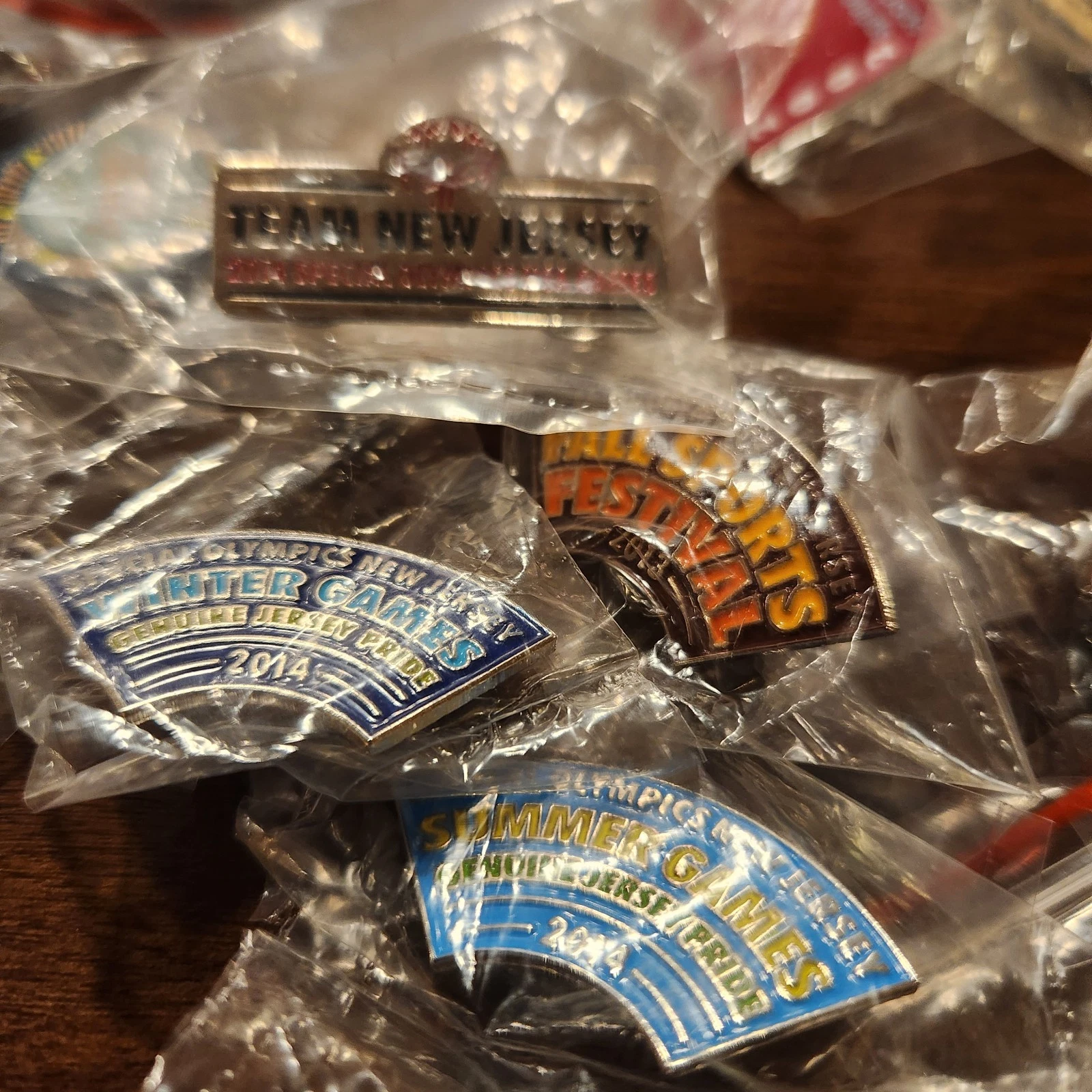 Lot Of 29 New Special Olympics Pins. - product detail image 2