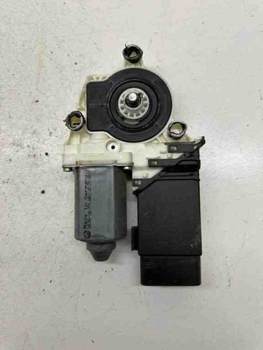 VW GOLF VII Variant BA5, BV5 Fensterhebermotor vorne links 1J1959802D 30585561