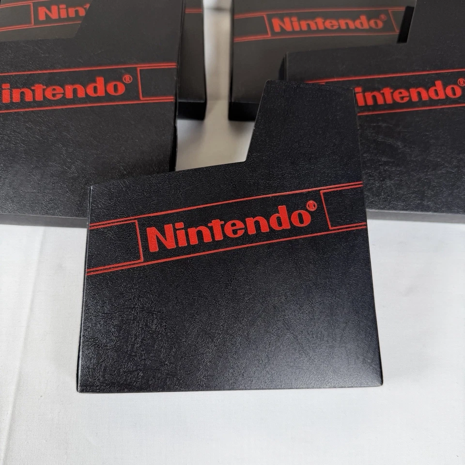 Lote de 5 Cubiertas Antipolvo Cartucho Nintendo NES Auténticas, Logo Rojo, Limpias y Listas Foto 3 de 3