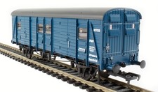 Bachmann 39-528 Ex-SR CCT Covered Carriage Truck BR Blue S1733