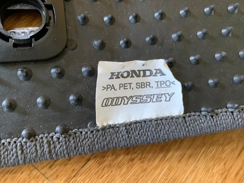 Honda Odyssey OEM Floor Mats 2011 2012 2013 2014 2015 2016 2017 Front & Middle - Picture 6 of 6