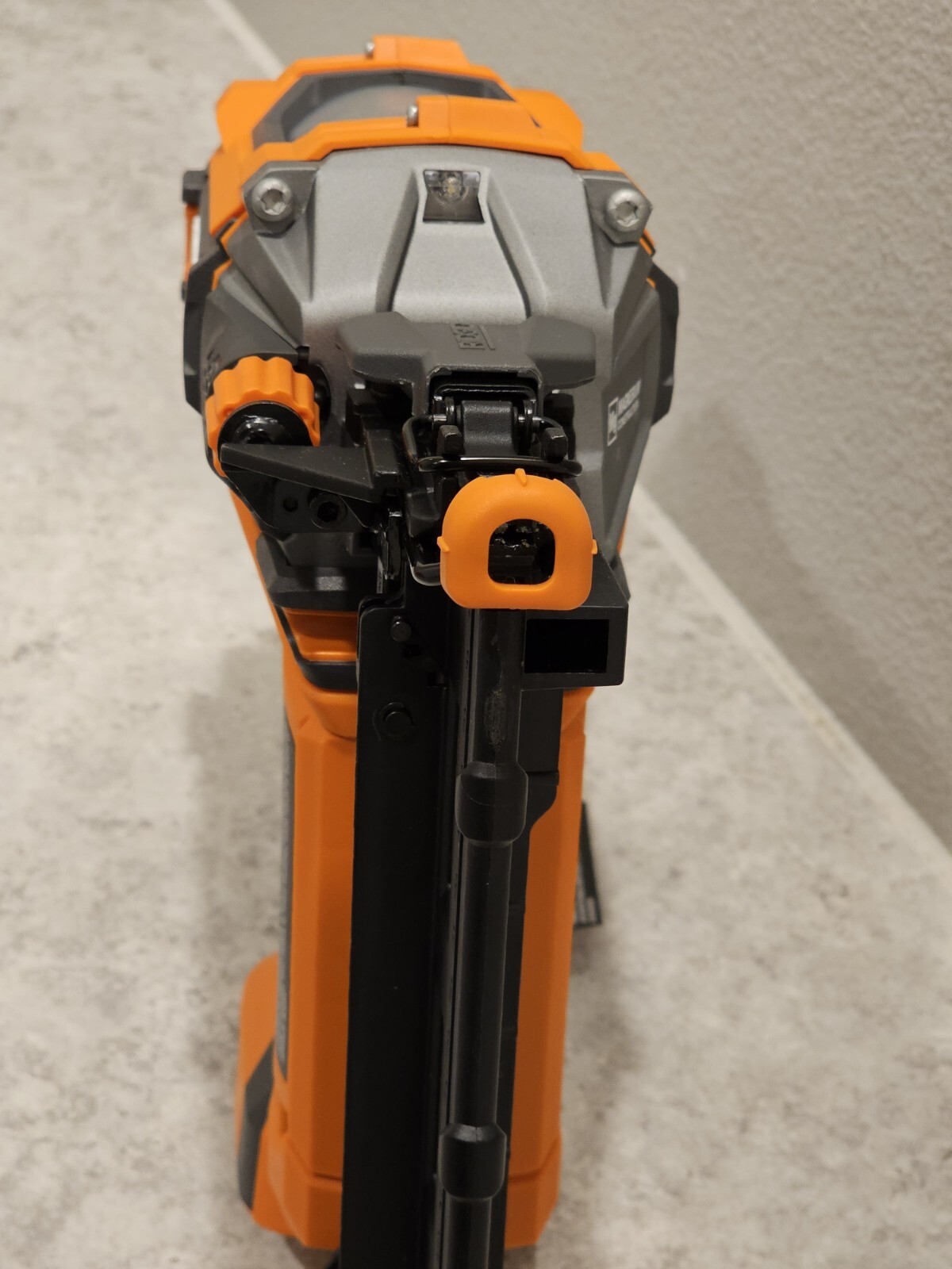 RIDGID R09892B 18V HyperDrive Brushless 16 Ga Finish Nailer (Tool Only