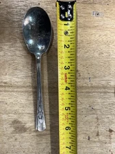 WM Rogers MFG. Co AA. IS Vintage Silver plated Spoon