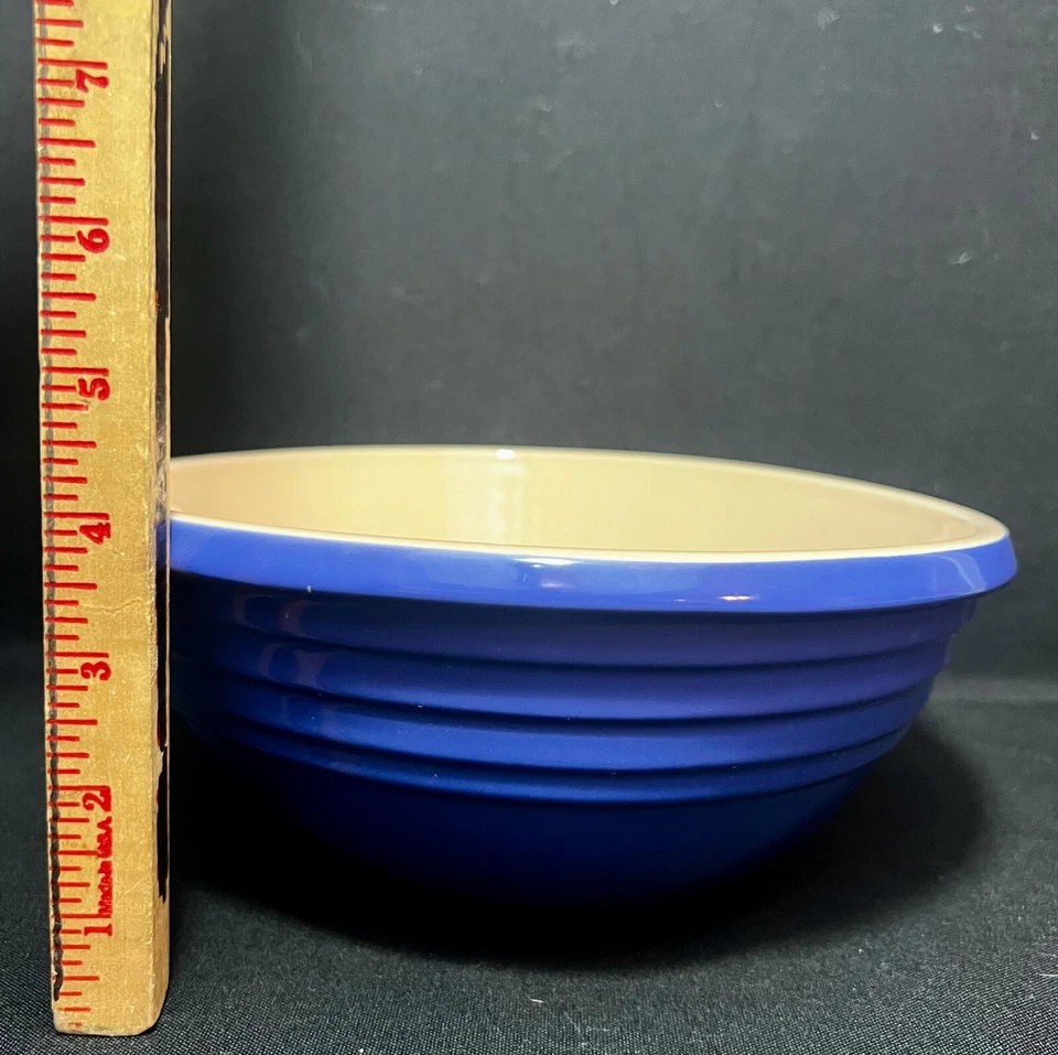 Le Creuset, 3,4 L/3,6 QT, cuenco para servir azul cobalto, 0944 Foto 2 de 4