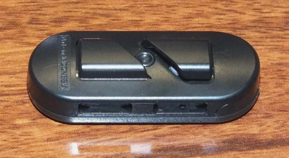 Genuine Fujifilm Remote Shutter Release with Strap Loop for Discovery 270 *READ* - Image 2 of 4