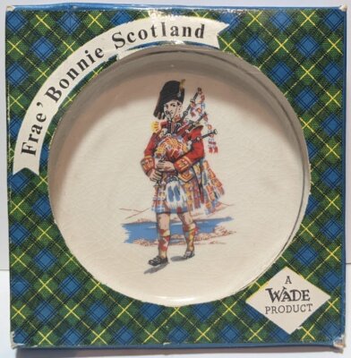 Vintage Frae Bonnie Scotland Wade Souvenir Pottery Dish Bagpiper Original Box