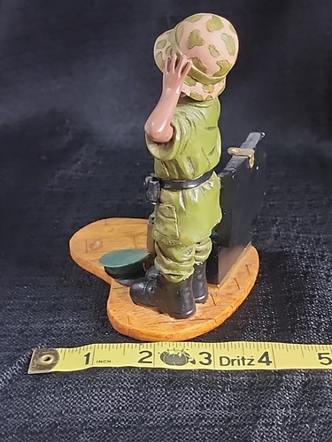 Treasures of the Heart Figurine Young African American Soldier 32388 - Picture 6 of 11
