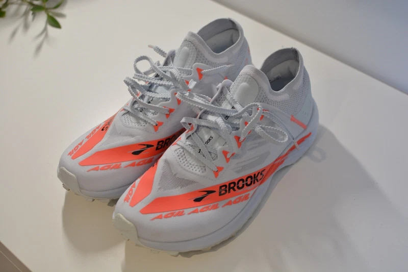 Brooks Catamount Agil trail running shoes