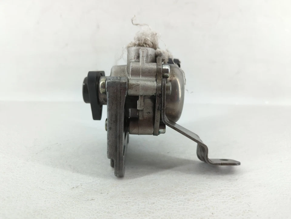 Bomba de columna de dirección asistida BMW 330i 2002 OEM C4KJJ Foto 4 de 4