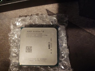 AMD Athlon II X2 250 3.0GHz Dual-Core Processor   Socket AM3   Model ADX250OCK23