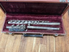 W.T.Armstrong Elkhart Ind Flute 27001 With Case