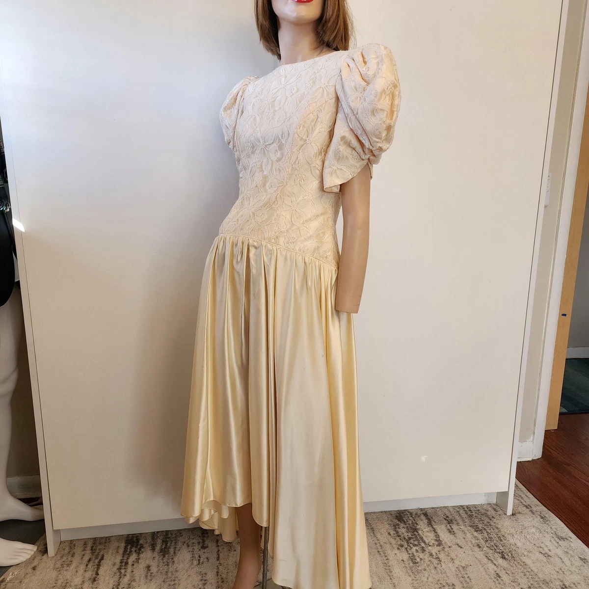 red dress graduation Simple Backless Long Prom Dress, Red Long Formal Dress, Blush Dress Modest Blush VV and timeless charm. Finish:Light Oak