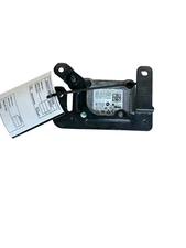 2022-2024 KIA CARNIVAL 3.5L FWD FRONT RADAR CRUISE SENSOR MODULE W/ BRACKET OEM