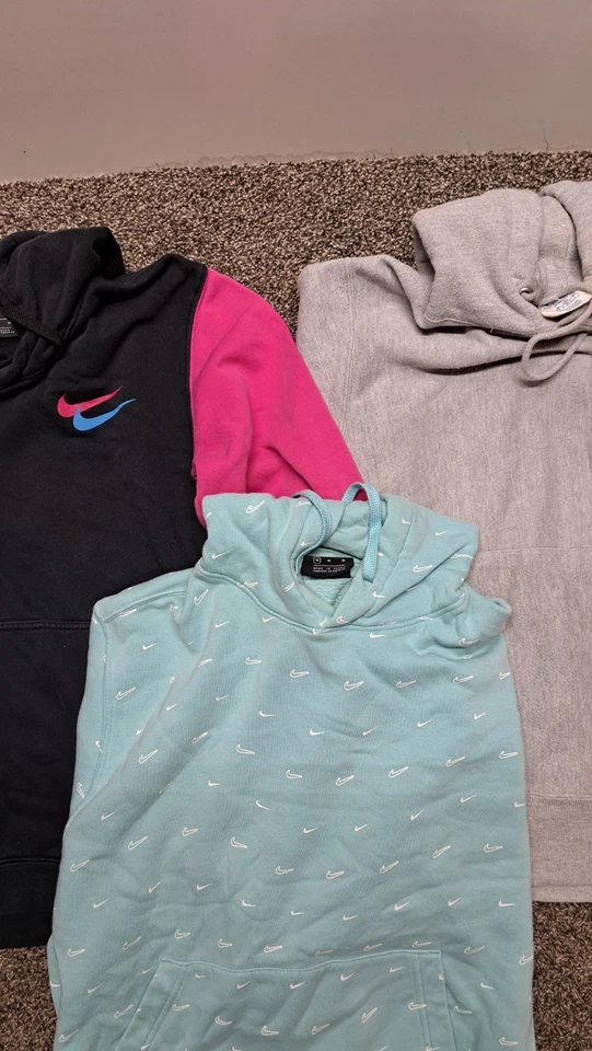 Lote de 3 moletom masculino médio/pequeno Champion Nike - Imagem 4 de 4