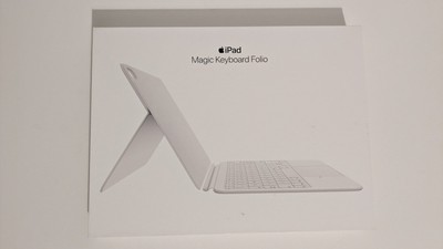 Apple Magic Keyboard Folio für iPad - geöffnet und unbenutzt - neuwertig
