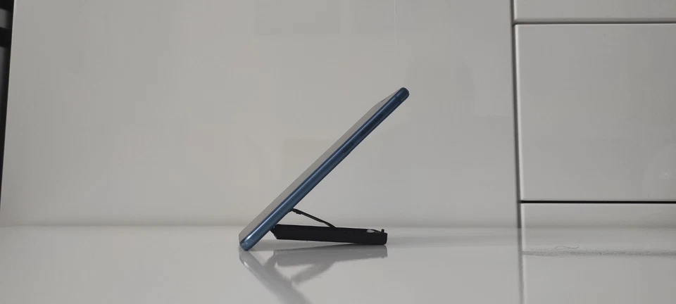 Soporte automático para smartphone (Robostand) Foto 3 de 4