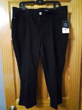 Lee Pants Womens Size 18 Capri Mid-rise Black Regular Fit See Video NWT