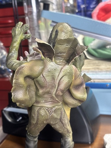 Famous Monster Maniacs The Freakmaker Mutations Painted figure Statue Broken (a) - Picture 20 of 24