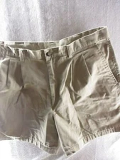 EZ'S Haggar Beige Khaki pleated Front Shorts Mens size 36