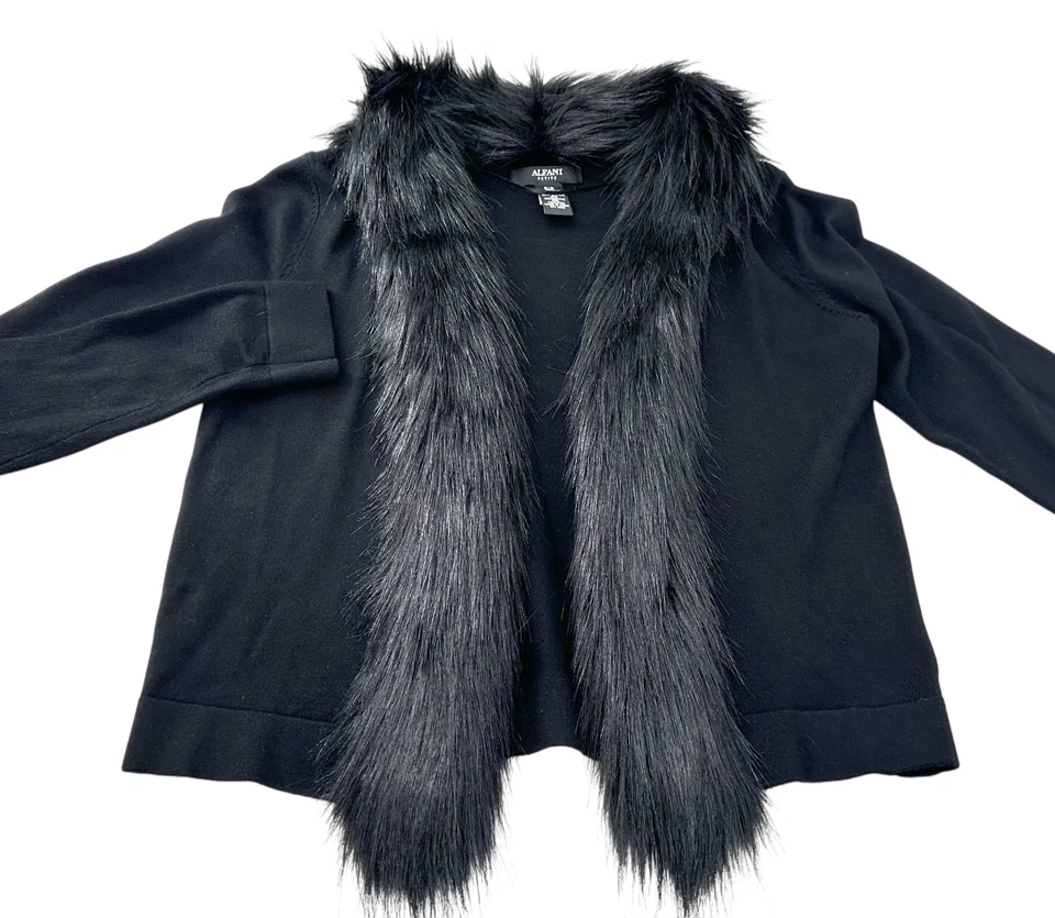 Suéter cárdigan abierto negro ALFANI Petite PP con cuello y ribete de piel sintética negra Foto 2 de 4