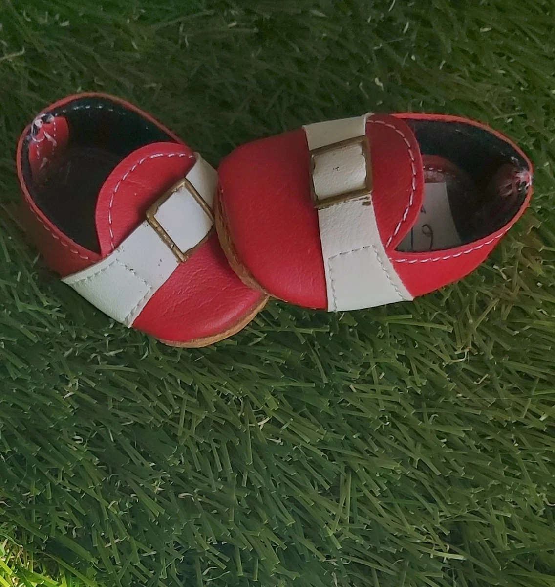 LOT DE CHAUSSURES Seules Anciennes Pour Poupee Ancienne EUR 30,00