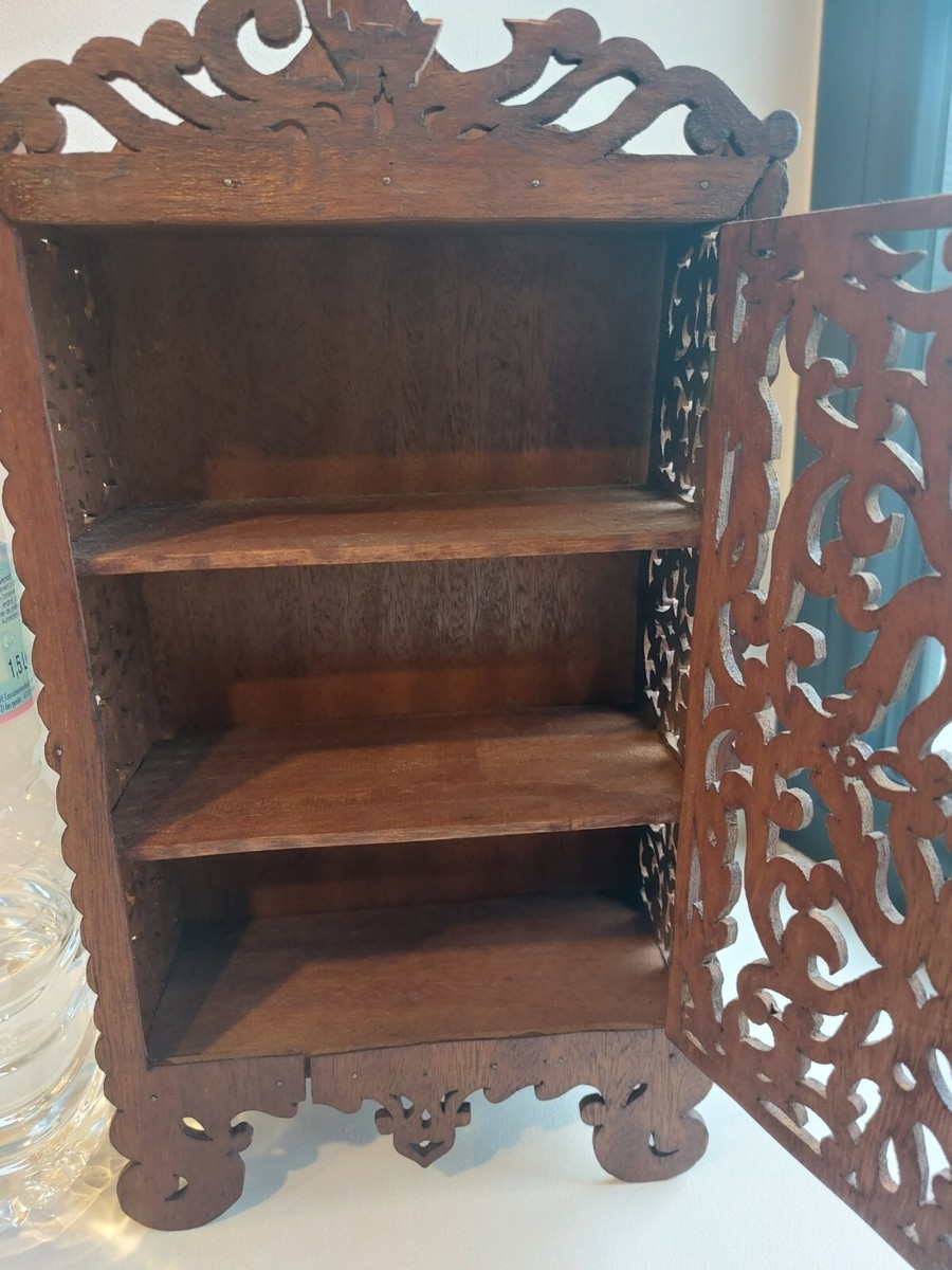 Superbe Armoire à Poupée Ancienne - Bois Et Dentelle - France - 1900
