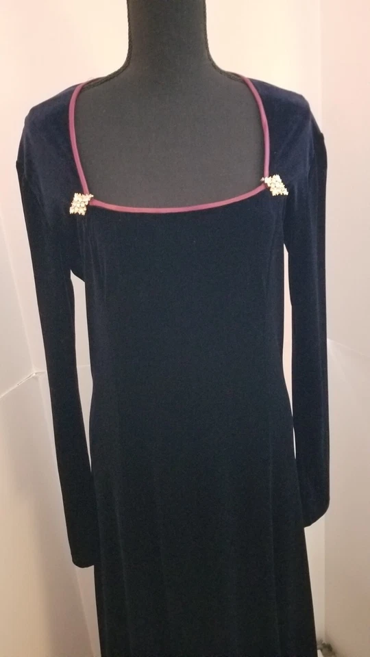 Jessica McClintock Dress, Gown, Full Length, Navy Velvet, Stretch. Size 14 USA - Image 3 of 4