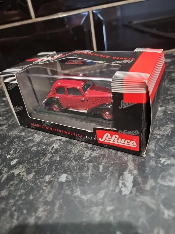 Mercedes 170 V Sedán Schuco 1/43. Foto 4 de 4