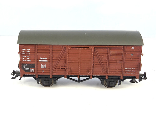 (7030) Märklin H0 Gedeckter Güterwagen DR Wg.-Nr.85 213 | Zustand: Gebraucht