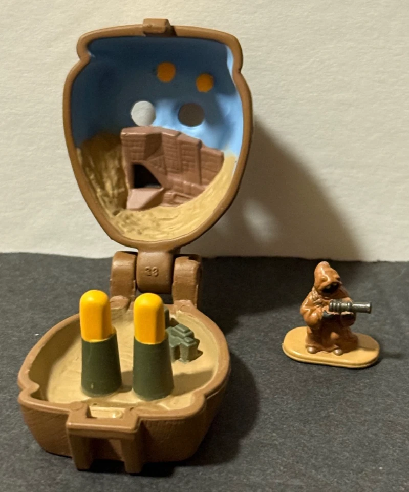 VINTAGE STAR WARS MICRO MACHINES MINI HEAD COMPLETE AS SHOWN JAWA — 第 2/2 张图片