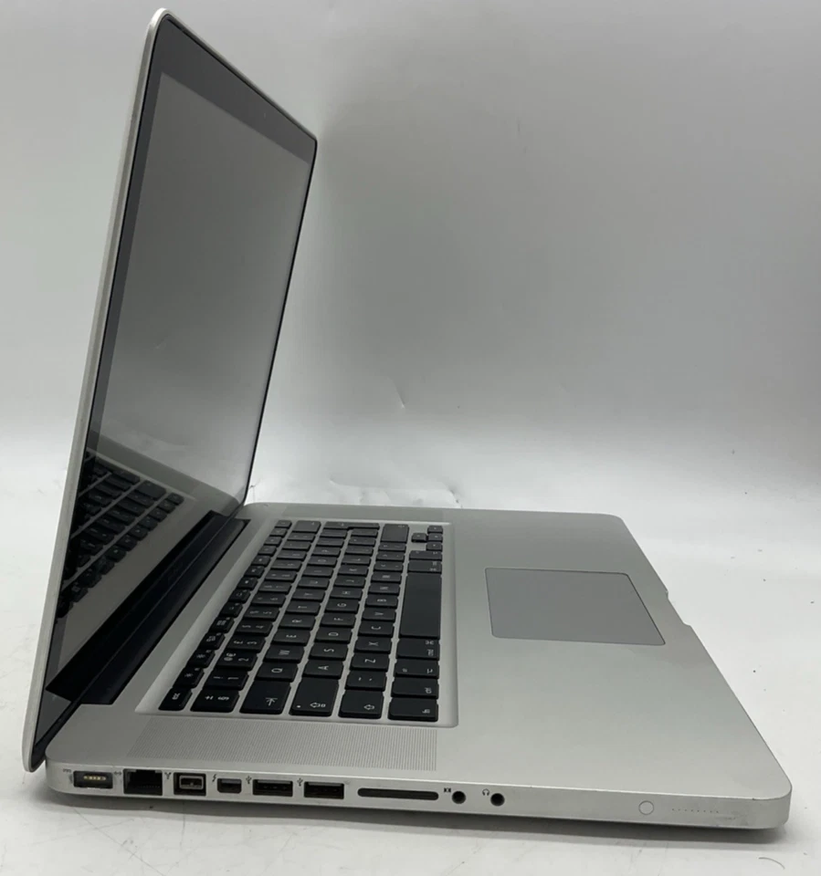 Apple MacBook Pro 15" 2011 · i7 · 8GB · 480GB, photo 2 of 5