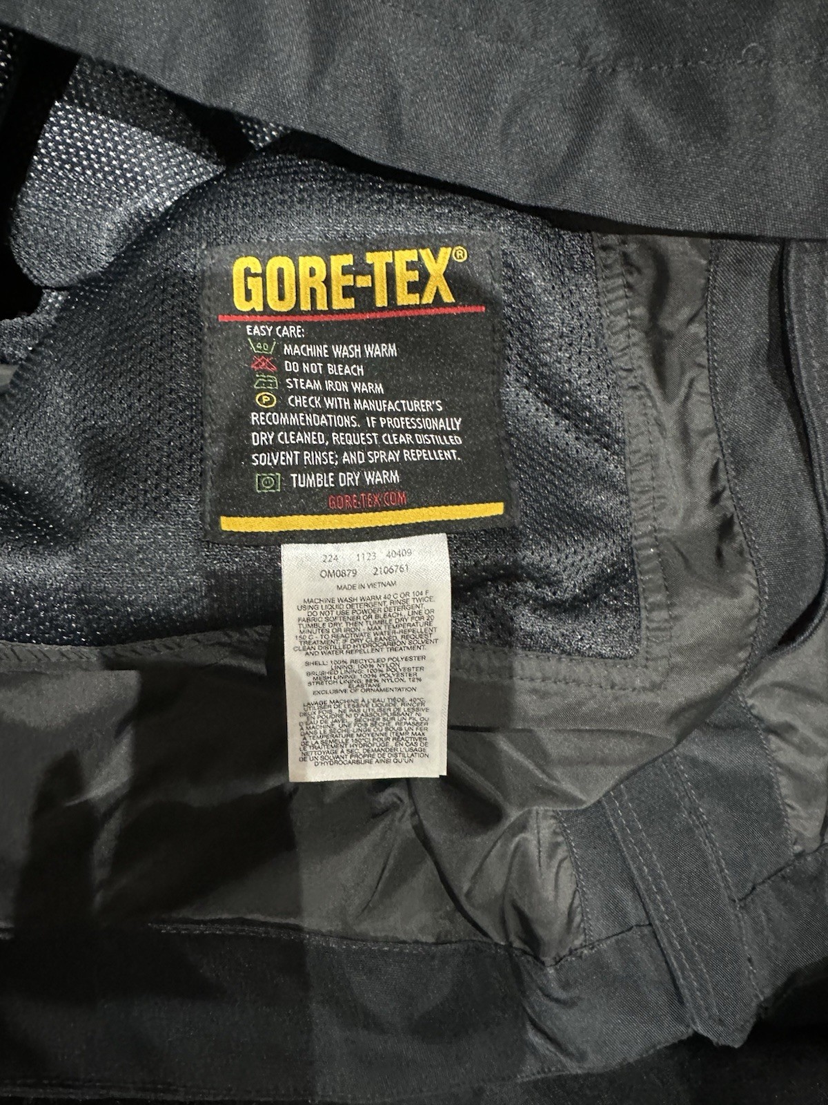Stussy X Mountain Hardwear Gore-tex Jacket image 4