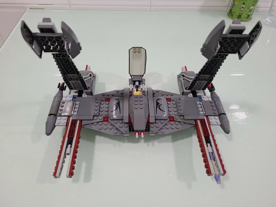 LEGO Star Wars 7673 Magna Guard Starfighter, foto 3 de 5