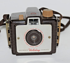 VTG 1950'S KODAK BROWNIE HOLIDAY FLASH CAMERA W/ KODET LENS Eastman USA NY-WORKS